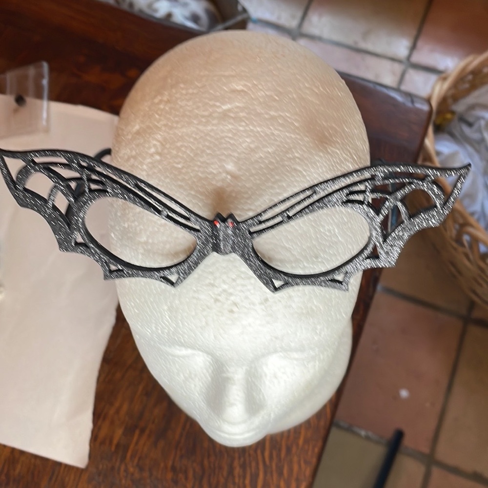 Bat glasses